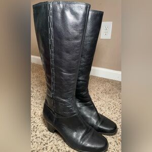 Clark’s Artisan O Cardy Boots Black knee Tall Leather Riding  2” Heel Womens 7M